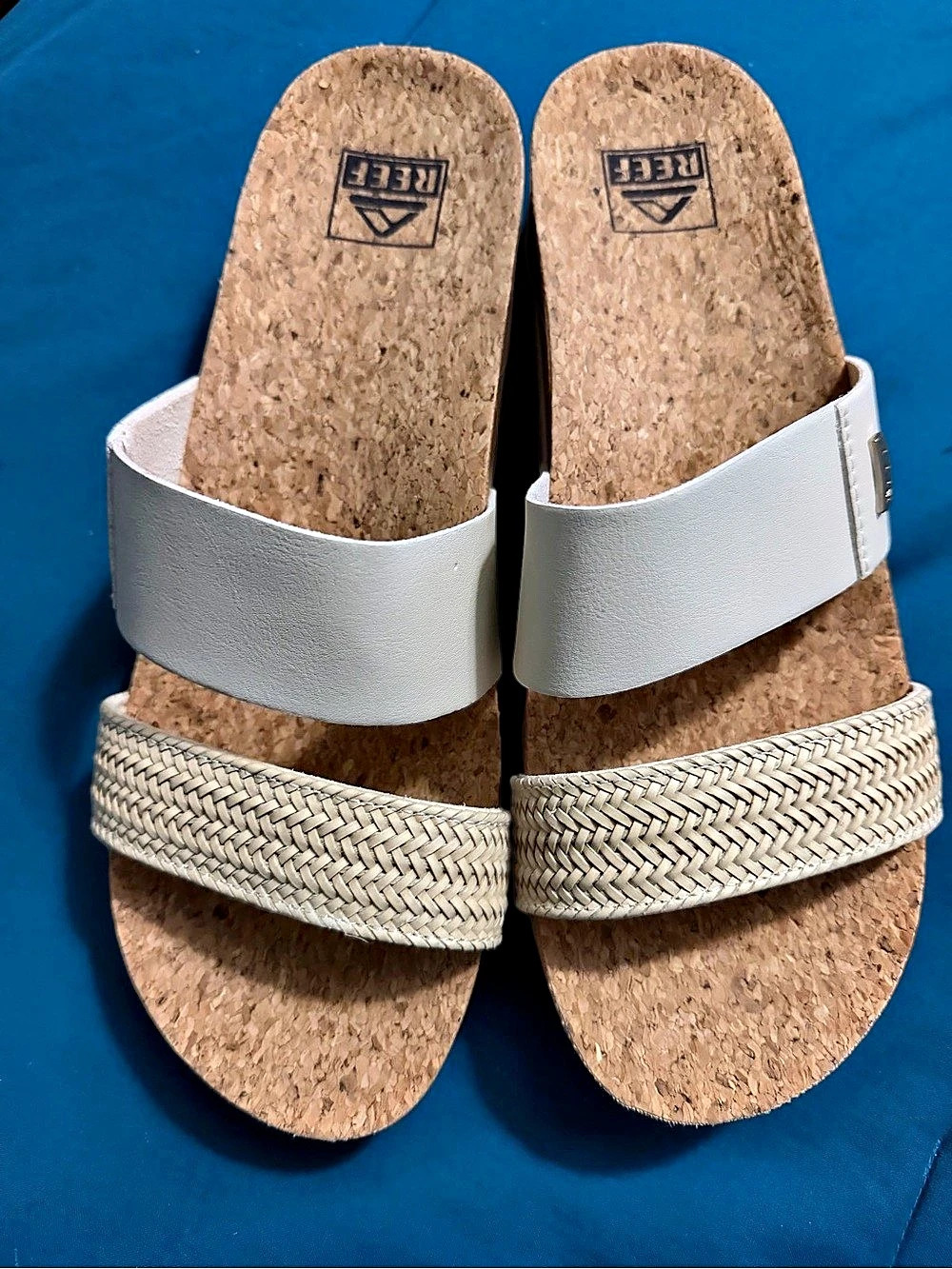Reef Cushion Vista Hi Platform Sandals in White & Tan US 10 Like New